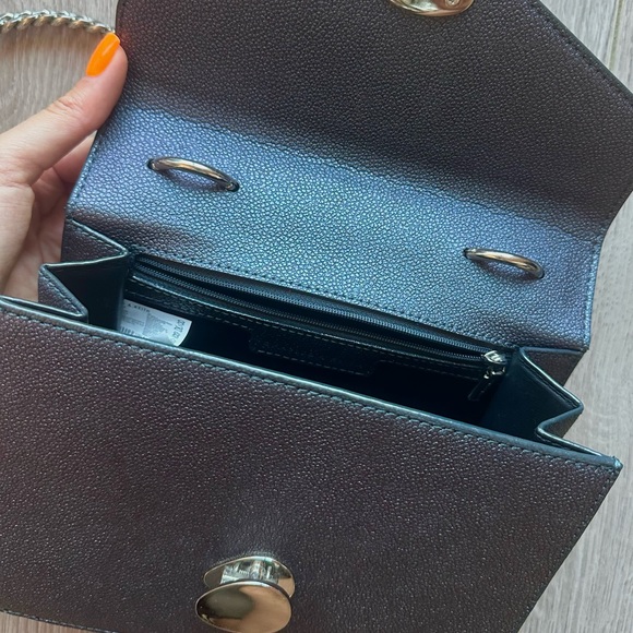 LIKE NEW CHARLES & KEITH Peacock Front Flap Bag Purple Metallic Silver Chain - Picture 6 of 6